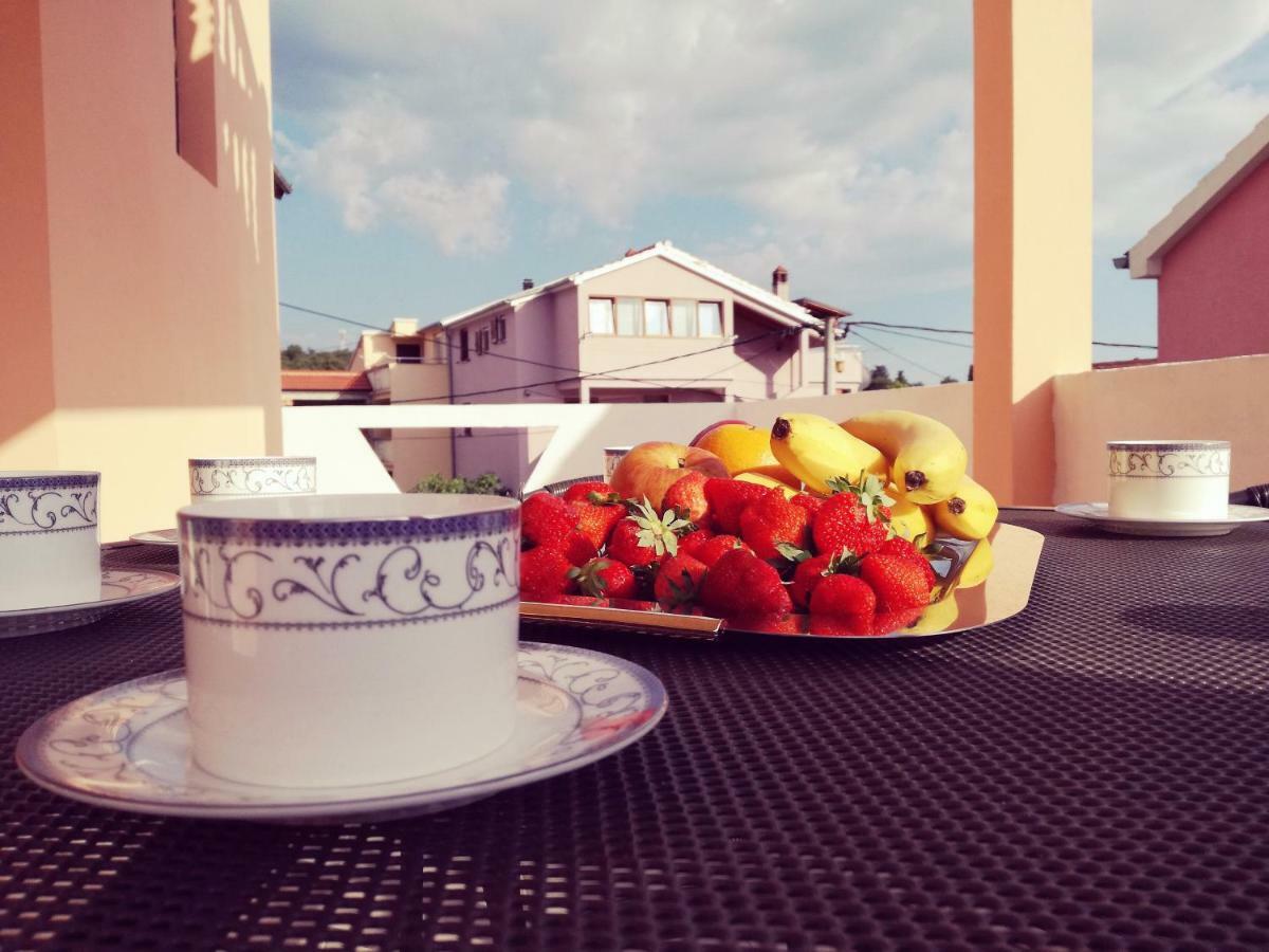 Apartment Petra Задар Екстериор снимка